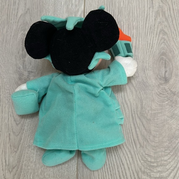 🩵 EUC Disney Minnie House Statue of Liberty plush doll - Picture 5 of 9